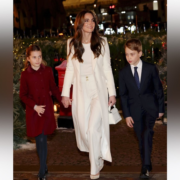 SOLD NWT Strathberry Nano Mosaic Bag Cream Vanilla Leather seen Kate Middleton - Picture 2 of 11